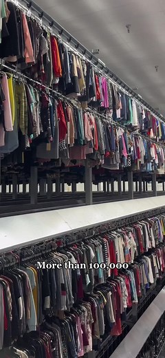 Just wait until you see the spinning carousels 😳 #thrift #thrifting #secondhand #thredup #sustainability #sustainable #sustainablefashion #cleanout #cleanoutmycloset #shippingorders #packingorders #packing #warehouse #distribution #distributioncenter #behindthescenes #bts