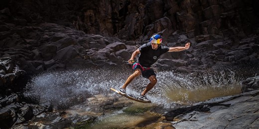 Lear the difference between wakeboarding and wakeskating!