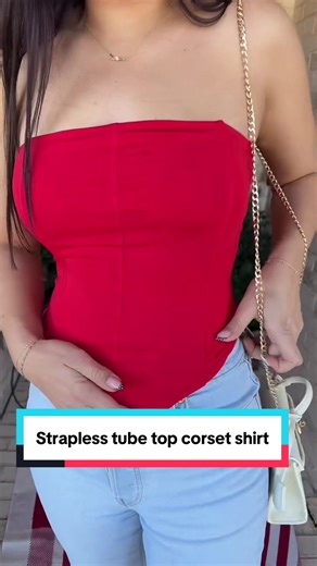 This tube top shirt is so customizable due to the corset in the back. True to size #corsettop #strapless #straplesstop #tubetop #tubetopoutfit