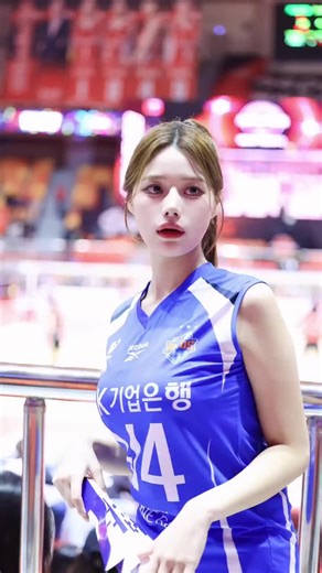 Korean Cheerleaders: The Best of Asia