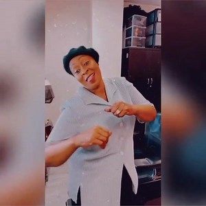 Happy Friday bahlali. 😎💃🏾 The ever-so vibrant & full of life Babekazi (Duduzile Ngcobo) is back on the small screen Tonight! #Uzalo | Uzalo SABC 1