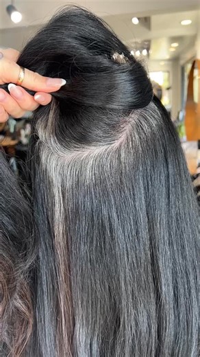 LISA GILES | HAIR, BEAUTY, EDU on Instagram: "PART 2 | COLOR REMOVAL This is where the real work begins. Before lightener ever enters the chat, I start by removing as much artificial pigment as possible the safe way. I used @malibucpro Color Disruptor and CPR to break down and lift years of black box color without forcing the hair into fight or flight. This is a more holistic, integrity first approach, and it matters when you’re dealing with decades of buildup. My client actually found me becaus