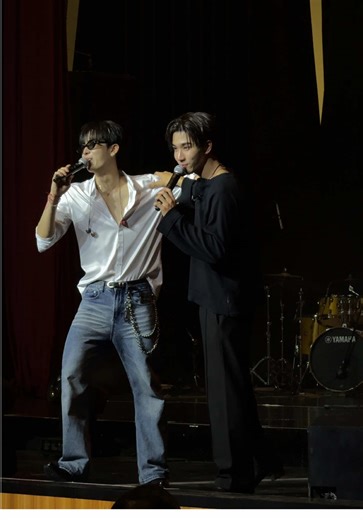 ผมมมมมมมมมมมม ผมมมม ผม.... ช๊อตนี้ต้องยอมละนะ PERTHSANTA WAITING TIME #PSTimeStopperinVietnam #PerthTanapon #Santapp #PerthSanta #เพิร์ธเเซนต้า