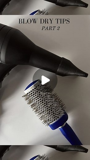 Jen | Hair Tutorials & Hair Tips on Instagram: "Have your tried out this blow dry tip!?⬇️ Use a smaller round brush to get more comfortable with using a round brush. Once you get more confidence with using your round brush you then can upgrade to a bigger brush. Let me know in the comments what you struggle with when it comes to round brushing your hair! . . . #roundbrushblowout #roundbrush #blowdrytips #blowdrybrush #hairtips101 #hairtipsandtricks #hairinfluencer #torontohairblogger"