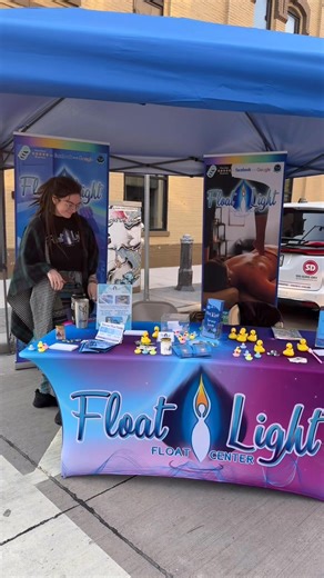 Float Light is at the Appleton farmers market today! Come on down and say hi ✨🌞🌼 | Float Light