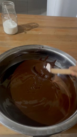 410K views · 11K reactions | ASÍ OBTENEMOS UNA TAZA DE CHOCOLATE CALIENTE #chocolate #artesanal #chocolatelover | Guelaguetza con citlali | Facebook