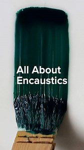 It’s not magic. It’s encaustic ✨ This ancient technique involves melting and fusing pigmented beeswax 🐝 🤯 As the wax cools, it solidifies, creating layers of shiny, luminous color. The Fayum mummy portraits, painted over 2,000 years ago, prove just how enduring encaustic art can be⚱️ Almost lost to time, today encaustic is back and better than ever thanks to generations of diligent artists and innovative companies like R&F Handmade Paints—their incredible, full-spectrum line of contemporary en