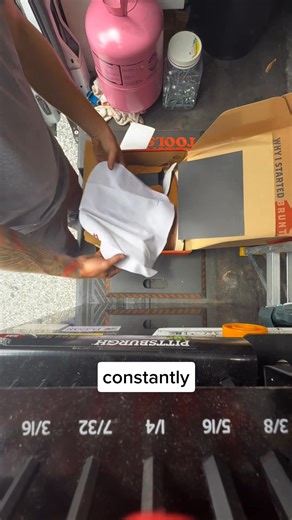 We added the BRUNT Toe to our best-selling boots to keep your toes from blowing out. Try it on the job risk-free. | BRUNT Workwear