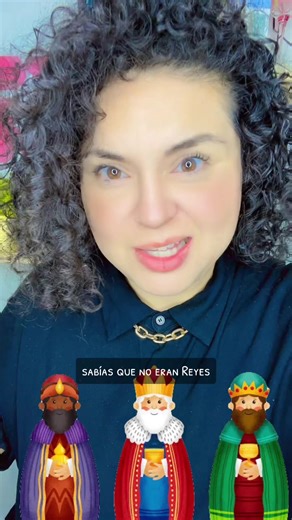 ❌ No eran reyes La Biblia nunca dice que fueran reyes. Esa idea viene después, por interpretaciones simbólicas (realeza de Jesús) y por textos como el Salmo 72 o Isaías 60, que hablan de reyes llevando dones, pero no se refieren directamente a ellos. ❌ No eran magos (como hechiceros) La palabra que usa el Evangelio es “magos” (magoi), pero en ese tiempo significaba: \t•\tSabios \t•\tAstrónomos \t•\tEstudios de las estrellas No hacían magia ni brujería. Eran hombres estudiosos, probablemente de P