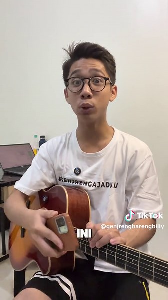 Belajar Gitar Pemula: Tips dan Trik Main Gitar