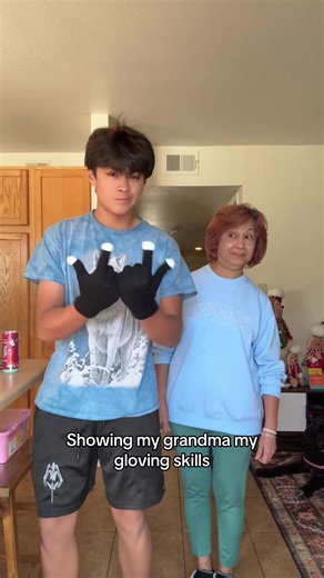 I think she likes it #brodeez | gloving