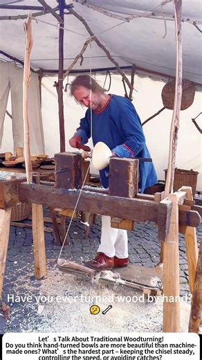 Antique Wooden Lathe – Turning a Bowl the Old‑Fashioned Way! 🔨