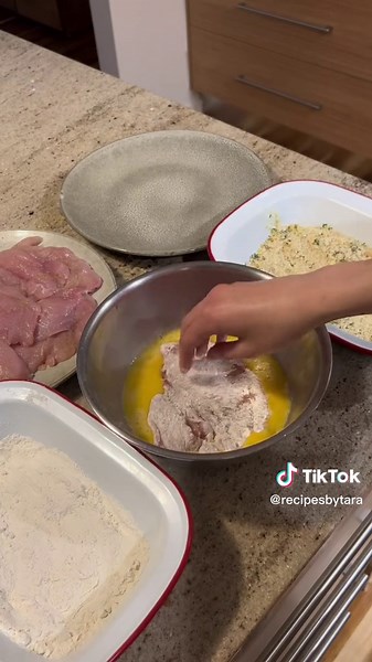 Delicious Chicken Schnitzel Recipe for Dinner