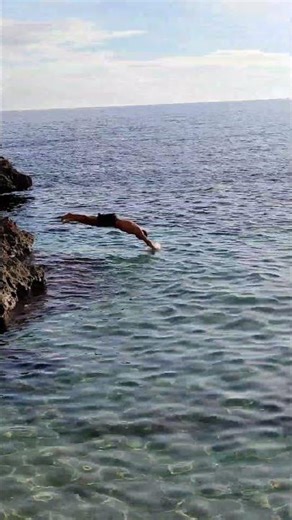 I Jumped Into the Sea in December…🔥🌊 Spain Is Different 🇪🇸 💙