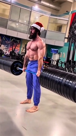 Anatoly Shocking 🤯😱 Professional Powerlifter Prank In Gym 🤯😳 #anatoly #gym #respect #ytshorts