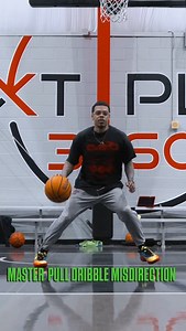 👨🏽‍🔬”DETAILS”🧪#ODD Add Pull-Dribble Misdirection to your bag 💼 🦠Tap in for more … IYKYK 📍 @nextplay360 #nextplay360 #basketball #training #details #lab #atlanta #hoops #dedication #motivation #inspiration | Coleworldskilldevelopment LLC.
