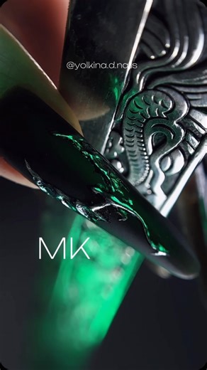 Darya Yolkina on Instagram: "Мой любимый момент на 37 секунде, рекомендую досмотреть 😄👹🗡️ . 🎬Если вам интересна тема nail-съёмки и монтаж👇 загляните на сайт в шапке профиля, курс «YoReels» ✅ , в нём делюсь своими фишками в съёмке и настоящая база по монтажу в CapCut🎬 Курс доступен🙌 _________________ маникюр, мк маникюр, дизайн ногтей, nail, nail art, укрепление гелем, наращивание ногтей, дизайн ногтей 2025, маникюр 2025"