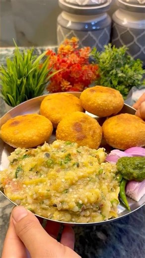 World Famous Recipe😍 Litti Chokha #littichokha #upbihar #recipe #food #foodie #foodvlog