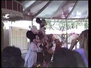 Disneyland Fantasy Follies Show during Totally Minnie era