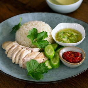 154K views · 4.5K reactions | How to make classic Hainanese chicken rice at home | Marion Grasby | Facebook
