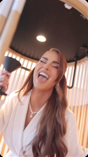 (Wait till 0:23, you’ll get why😂) she’s got rooms with a view, service that spoils you and a hotel that treats @pompomdaisy like royalty?? 🤵🏽‍♂️👏🏼🐶 @w_brisbane you always deliver & love you’re one of the only pet friendly hotels in QLD 👏🏼 🎥 @foclmedia | Ellie Gonsalves