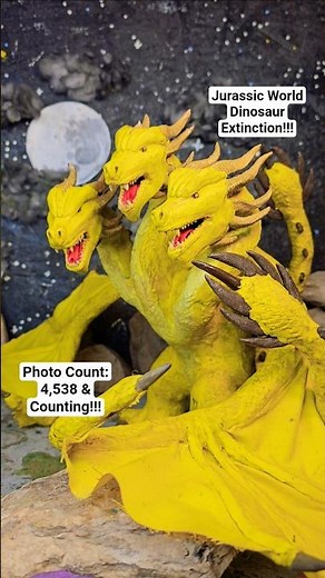 Jurassic World Stop Motion - King Ghidorah vs Dominion Giganotosaurus #shorts