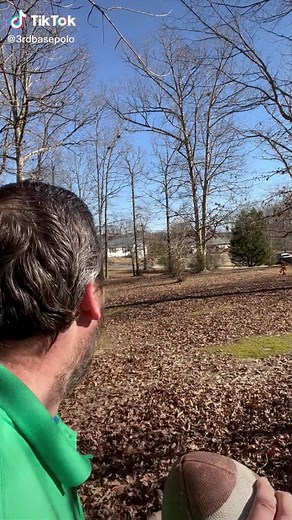 Making footballs hiss. Perfect spiral. #football #cold #throw