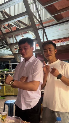 ຄໍາຫລ້າ. 李朋 (@sbk567500)’s videos with 原声 - ຄໍາຫລ້າ. 李朋