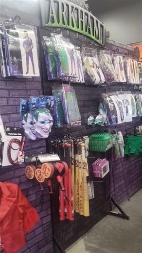 Villains Joker Harley Quinn Poison Ivy Adult Costumes Spirit Halloween 2026 #shorts #trending #viral