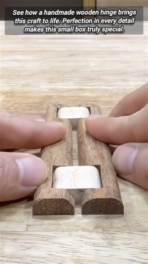 Precision Handmade Wooden Hinges for Elegant Custom Jewelry Boxes