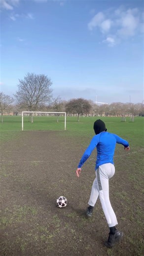 Can I recreate Ronaldo's craziest goal ? 🐐🇵🇹