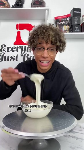 34K views · 1.5K reactions | How to make the perfect drip cake! #dripcake #njbaker #caketutorial #blackbakers #bakingrecipes | Everything Just Baked | Facebook