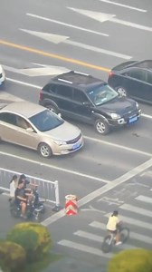 56 reactions · 9 comments | ️ Figyeld meg az állatokat anélkül, hogy megijesztenéd őket.  100x zoom, amely lenyűgöző részleteket tár fel távolról.  Tenyeredben elfér—valódi kalandokra tervezve. ️ Eső, por, köd? Mindent kibír. Kattints most és rendelj | Superzebra | Facebook