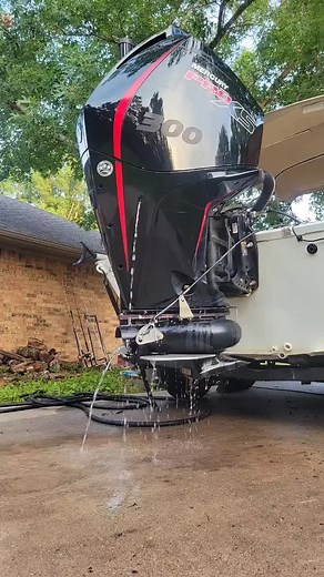 V8 Mercury 300hp outboard jet cold start #boat#fishing #jetboat #fyp #foryou