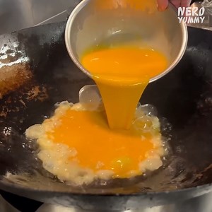 48K views · 673 reactions | Japanese Chef Making Giant Fried Rice with Minced Pork | Nero Yummy | Facebook