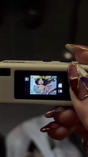 PASABUY ALERT 🚨🇭🇰 KODAK CHARMERA BLINDBOX HK is now OPEN! ** SD CARD NOT INCLUDED 💸 ₱2,999 only ⏳ Cut-off: Jan 6, 2026 | 3PM Secure yours now! | Found Elsewhere