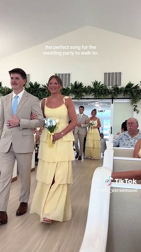 Wedding party entrance songs: perfect walk-in music ideas
