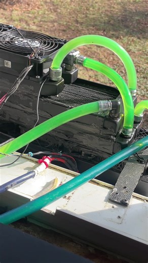 Cables will be organized soon (hopefully) 😎 #overclock #watercooled #directdie #ddr5 #subambient