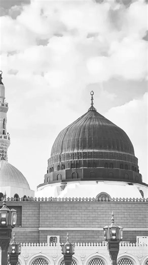 #naatsharif #islamicshorts #islamicstatus #madina #muhammadsaw #ytshorts #trending #islamiclove