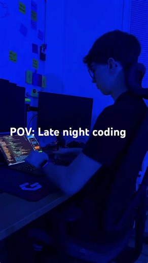 When do you code?🧑‍💻 🫵 #coding #programming #programminghumour #softwareengineer #flutter