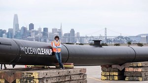 A giant floating trash collector will try to scoop up the Great Pacific Garbage Patch