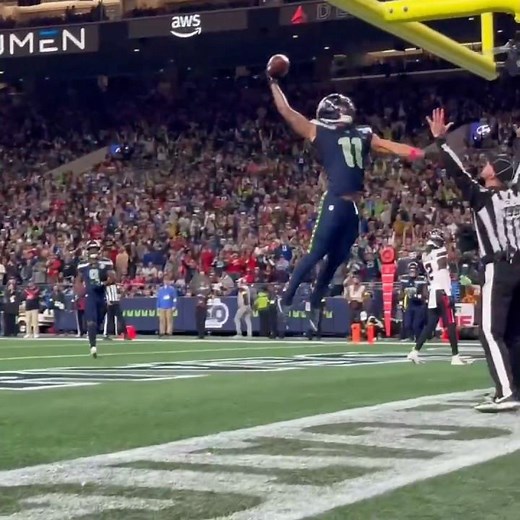JSN DUNKS on a REF and gets flagged for the Celly Seahawks vs Texans #shorts #nfl #seahawks #texans