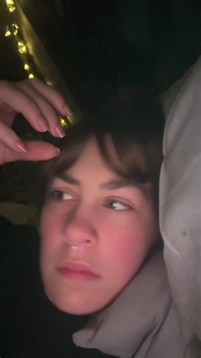 Hilarious Music Moment: Lost Thoughts on Vine