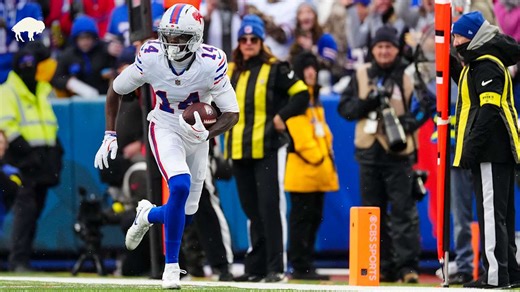 Tyrell Shavers shivers up sideline for 20-yard catch and run | Bills vs. Buccaneers Highlights