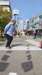 1.8M views · 64K reactions | LO CONOCEN COMO MONDRAGÓN, al bailarín...