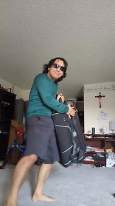 7.2K views · 316 reactions | No vayas a andar de mamón solo por qué ya te vas a ir a tu pueblo. Automáticamente yo. #notengolosderechosdelamusica | Huga Oficial | Facebook