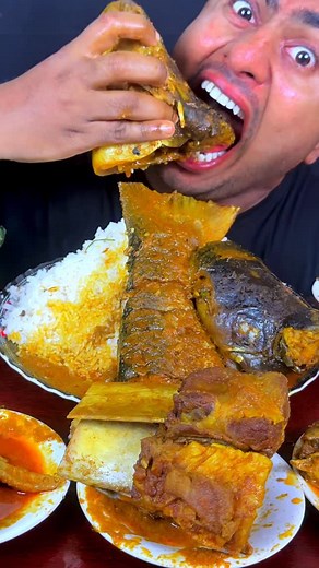 Spicy Fish Head Eating #Mukbang #EatingShow #BigBites #Viral #Reels #ViralReels #Tranding #ReelsFB #Eat #FoodReview #EatingReels #ASMREating #EatingChallenge #asmr #Shorts #facebookReels #FacebookShorts #shortsvideo #shortsvideoviral #reelsvideoviral | EatsZone