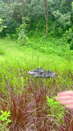 This drone fighter jet is so easy to control.As a beginner, I am able to easily fly this and so ar my kids.Easily the funnest toy drone out there.#drone #rcdrone #rcplane #rcjet #rc #remotecontrol #fyp #toy #besttoy #toyidead #giftideasforkids