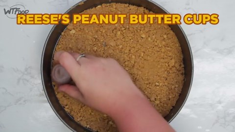 No-Bake Reese's Cheesecake