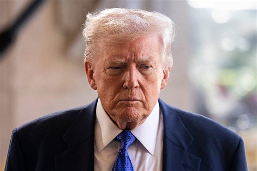 CNN breaks in as Trump targets Noah